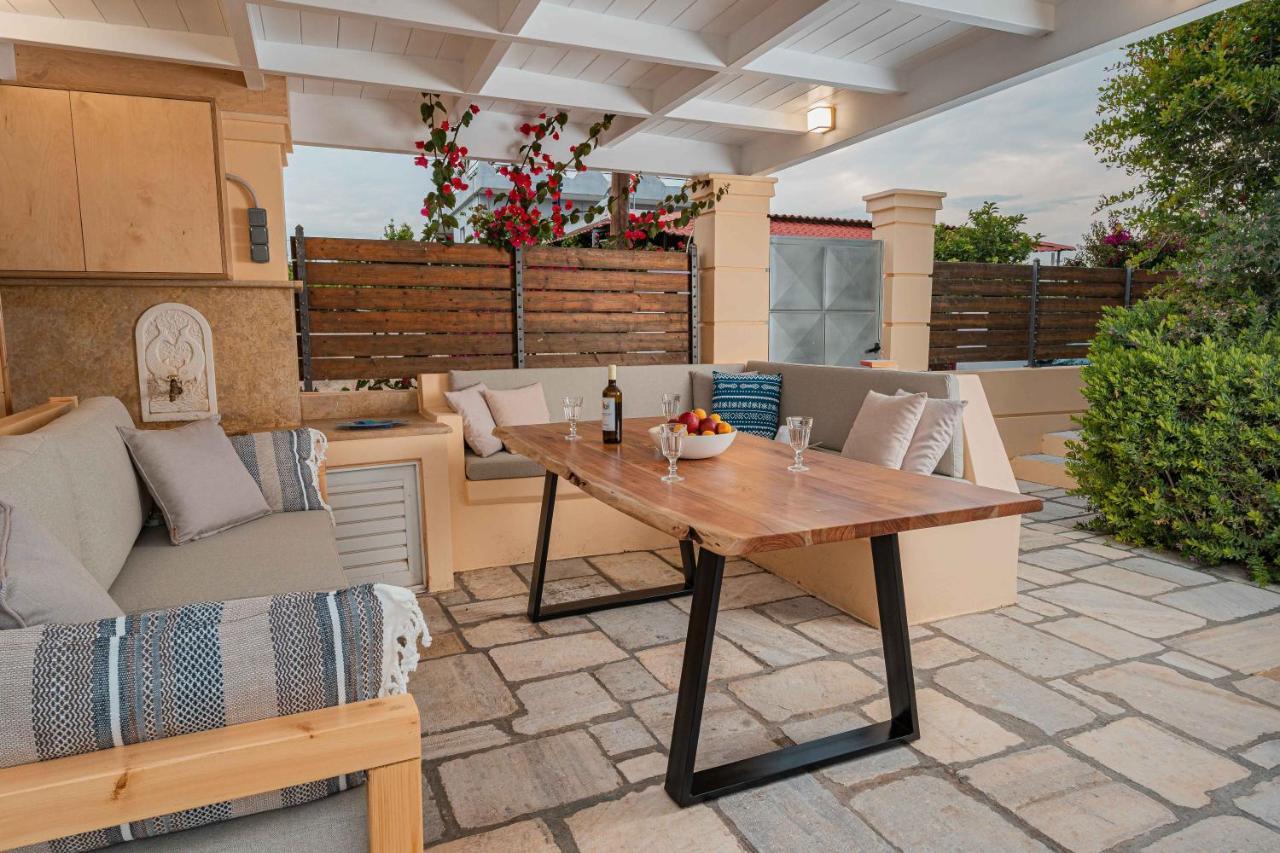 Coastline Maisonette Near Athens Airport And Rafina Port Loútsa Exterior foto